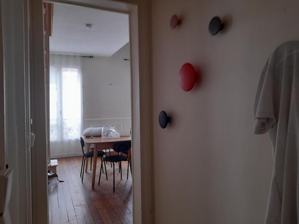 Un Appartement Typique Parisien / A Typical Parisian Apartment Buitenkant foto